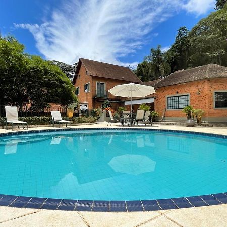Villa Serena Bed & Breakfast 恩布 外观 照片
