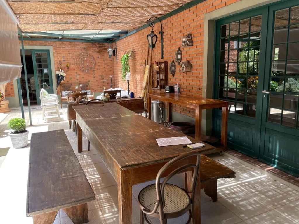 Villa Serena Bed & Breakfast 恩布 外观 照片