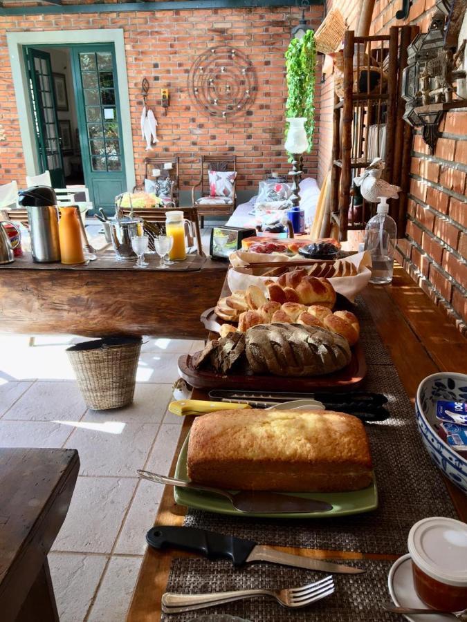 Villa Serena Bed & Breakfast 恩布 外观 照片