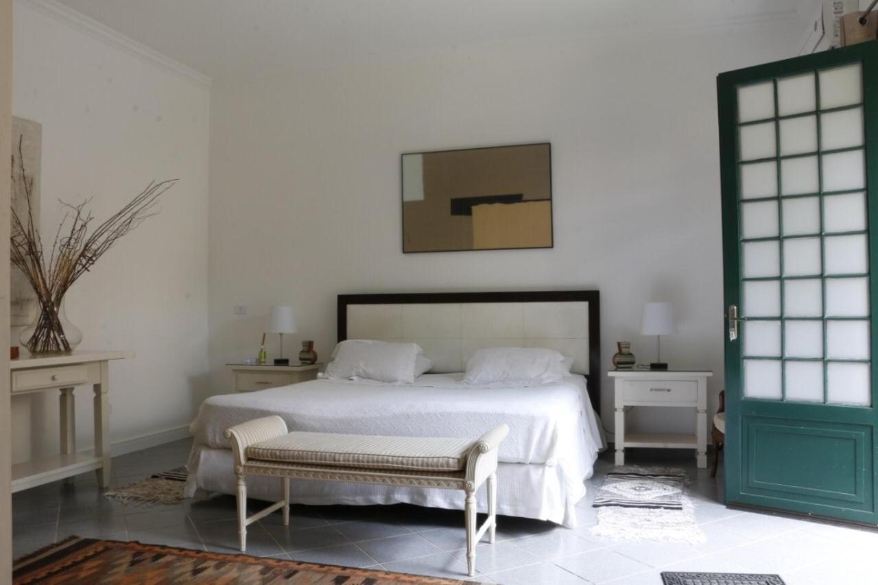 Villa Serena Bed & Breakfast 恩布 外观 照片