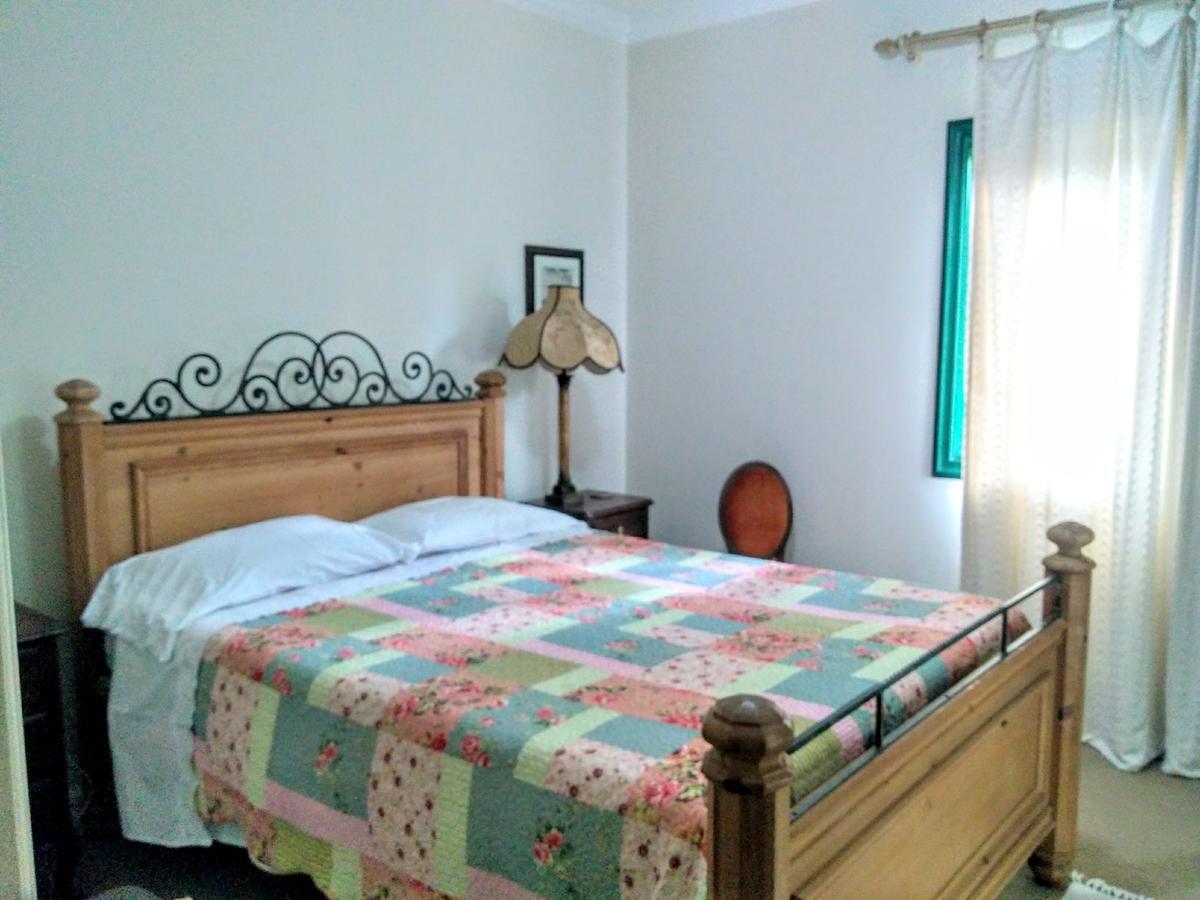 Villa Serena Bed & Breakfast 恩布 外观 照片